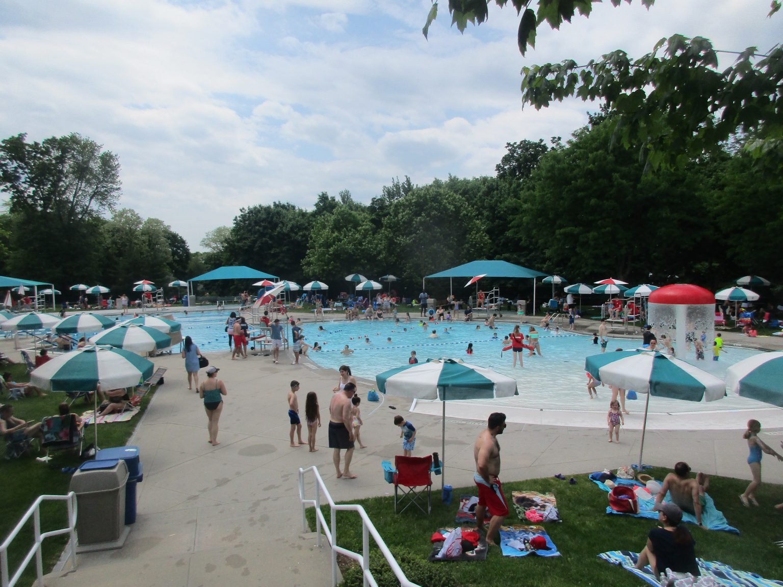 mount pleasant outdoor pool